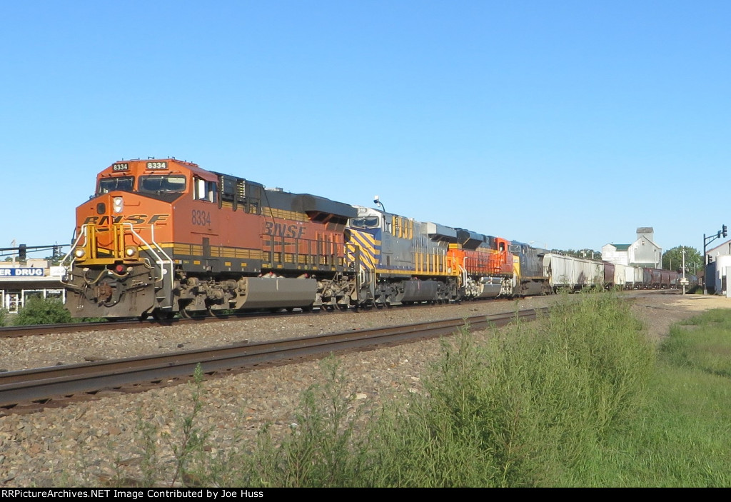 BNSF 8334 East